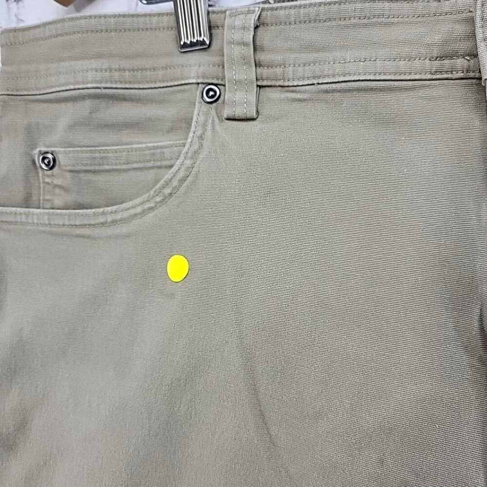 Duluth Trading Flex Fire Hose Slim Fit Mens Sz 40X30 Tan Pants Flaw Tiny Spots‎